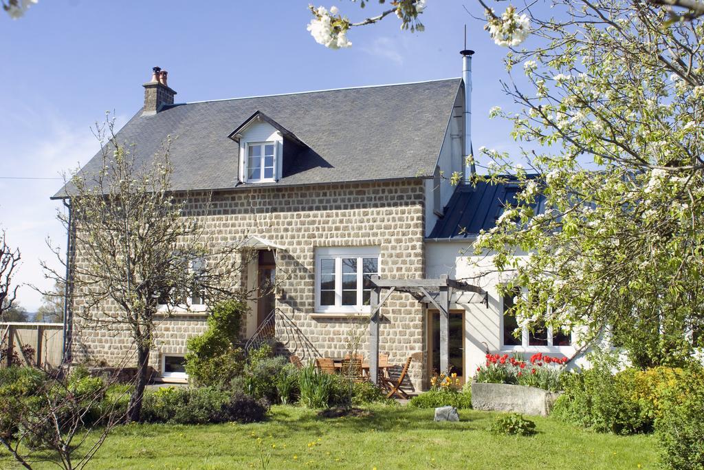 La Nesliere Chambres D'Hotes Bio Saint-Symphorien-des-Monts エクステリア 写真