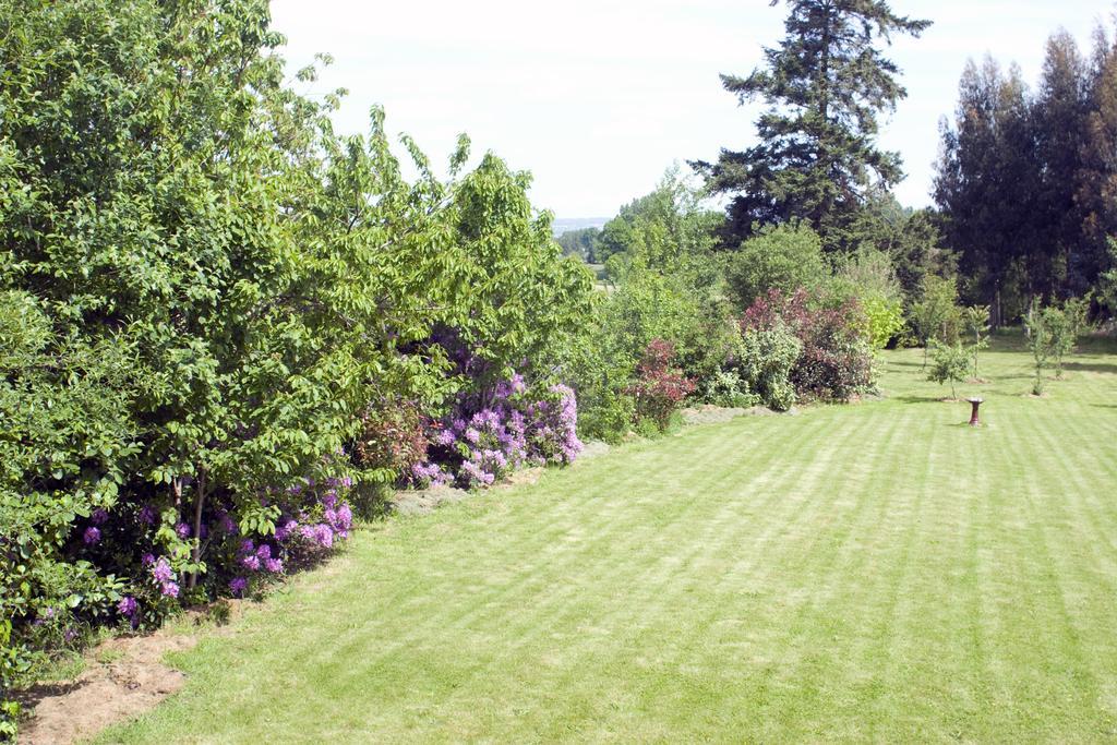 La Nesliere Chambres D'Hotes Bio Saint-Symphorien-des-Monts エクステリア 写真